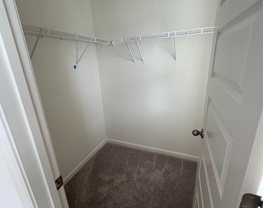 171 Cabernet Drive - Photo Thumbnail 23