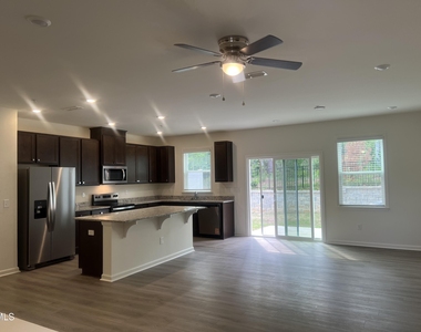171 Cabernet Drive - Photo Thumbnail 8