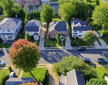 1132 N Kentucky Street - Photo Thumbnail 8