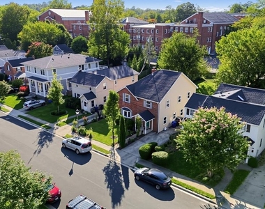 1132 N Kentucky Street - Photo Thumbnail 5