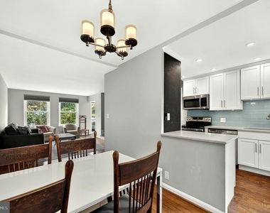 3328 S Wakefield Street - Photo Thumbnail 7