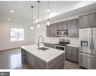 2110 N 7th Street - Photo Thumbnail 13