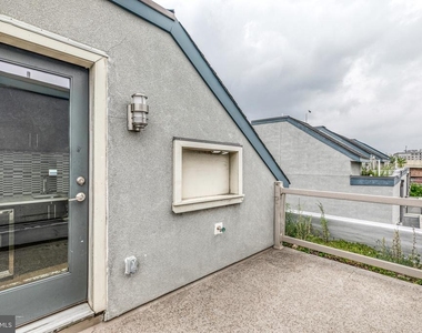 412 N Front Street - Photo Thumbnail 14