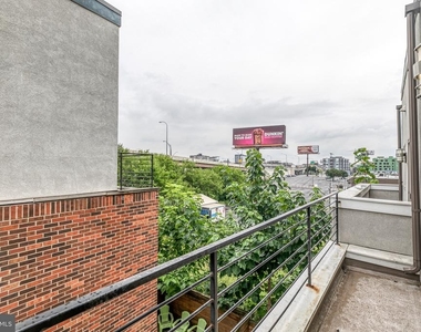 412 N Front Street - Photo Thumbnail 19