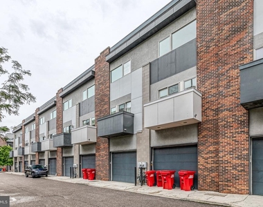 412 N Front Street - Photo Thumbnail 6