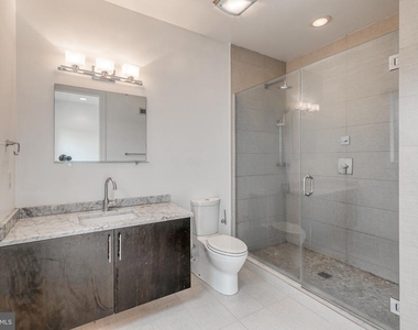 412 N Front Street - Photo Thumbnail 20