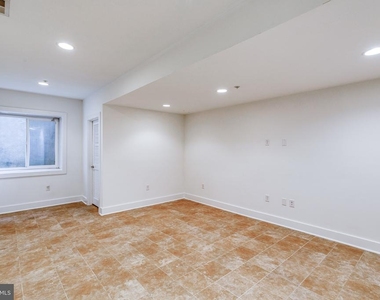 412 N Front Street - Photo Thumbnail 29