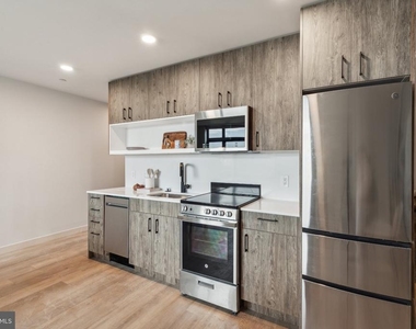 1122 Frankford Avenue - Photo Thumbnail 2