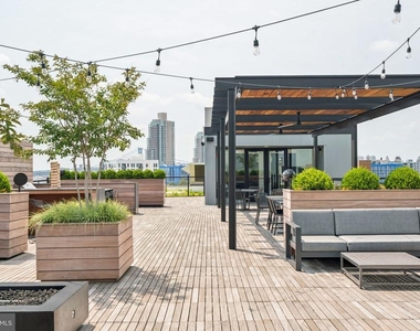 1122 Frankford Avenue - Photo Thumbnail 14