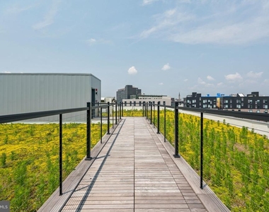 1122 Frankford Avenue - Photo Thumbnail 10