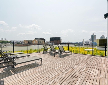1122 Frankford Avenue - Photo Thumbnail 13