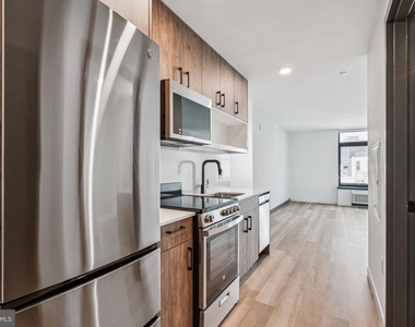 1122 Frankford Avenue - Photo Thumbnail 1