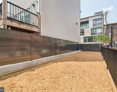 1122 Frankford Avenue - Photo Thumbnail 30