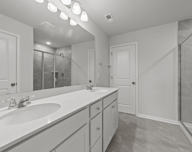 172 Glenmore Gardens Road - Photo Thumbnail 2