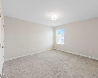 107 Crusaders Drive - Photo Thumbnail 32