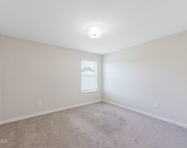 107 Crusaders Drive - Photo Thumbnail 30