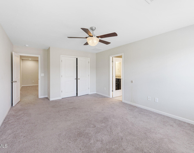 107 Crusaders Drive - Photo Thumbnail 22