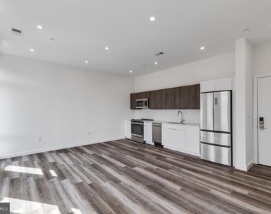 860 N 3rd Street - Photo Thumbnail 9