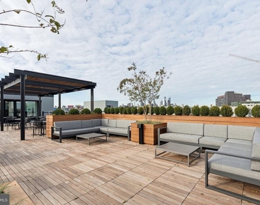 1122 Frankford Avenue - Photo Thumbnail 11