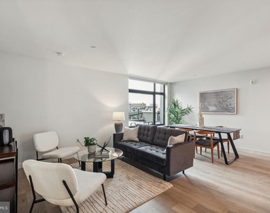 1122 Frankford Avenue - Photo Thumbnail 5