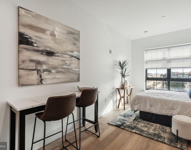 1122 Frankford Avenue - Photo Thumbnail 7
