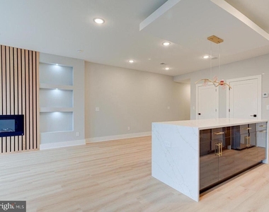 1805 Frankford Avenue - Photo Thumbnail 1