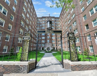 4247 Locust Street - Photo Thumbnail 11