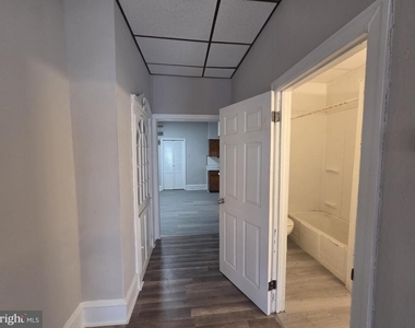 1660 Conklin Street - Photo Thumbnail 4