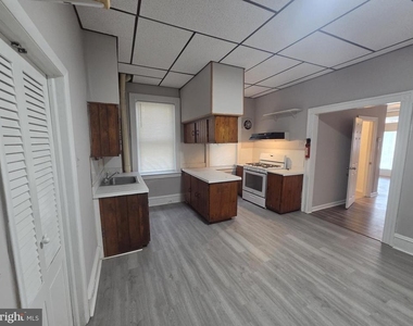 1660 Conklin Street - Photo Thumbnail 9