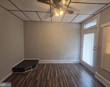 1660 Conklin Street - Photo Thumbnail 2