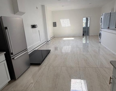 644 South Street - Photo Thumbnail 2
