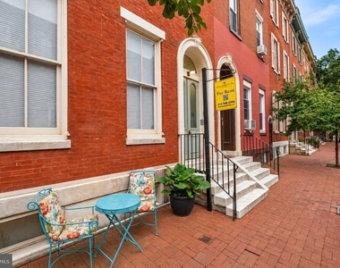 1716 Wallace Street - Photo Thumbnail 3