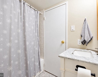 1716 Wallace Street - Photo Thumbnail 30