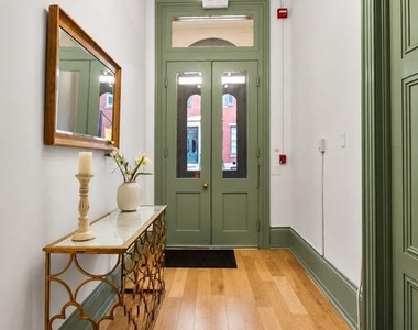 1716 Wallace Street - Photo Thumbnail 5