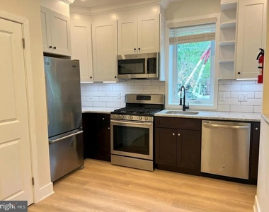 2201 S Norwood Street - Photo Thumbnail 2