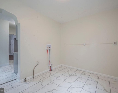 4915 N 11th Street - Photo Thumbnail 12