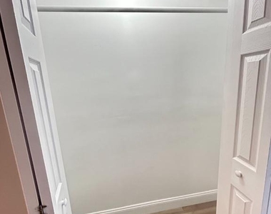 1528 N Mascher Street - Photo Thumbnail 11