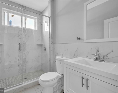 2000 E Huntingdon Street - Photo Thumbnail 14