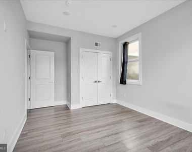 2000 E Huntingdon Street - Photo Thumbnail 18
