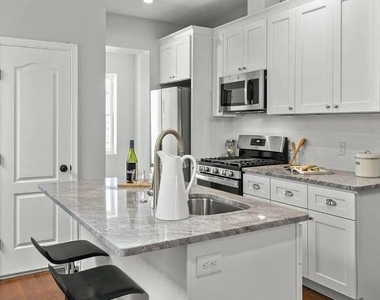1915 Mifflin Street - Photo Thumbnail 6
