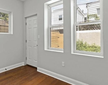 1915 Mifflin Street - Photo Thumbnail 10