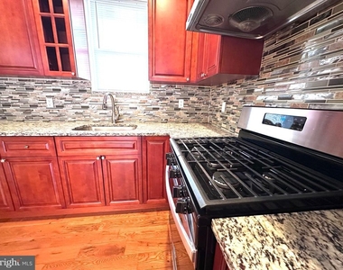 2251 Jackson Street - Photo Thumbnail 7