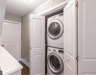 1248 N 25th Street - Photo Thumbnail 5