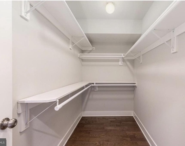 1248 N 25th Street - Photo Thumbnail 9