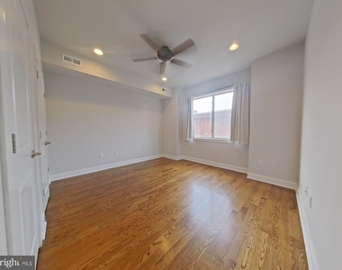 2017 Oakford Street - Photo Thumbnail 22