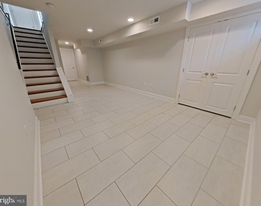 2017 Oakford Street - Photo Thumbnail 35