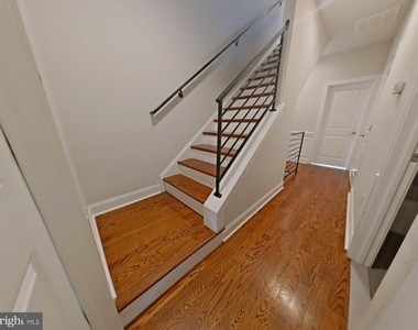 2017 Oakford Street - Photo Thumbnail 26