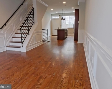 2017 Oakford Street - Photo Thumbnail 10