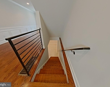 2017 Oakford Street - Photo Thumbnail 16