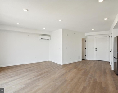 828 N 2nd Street - Photo Thumbnail 13